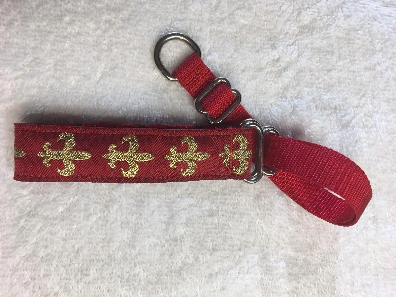 Secret Powers 1" Micro Training Collar - Red/Gold Fleur de Lis