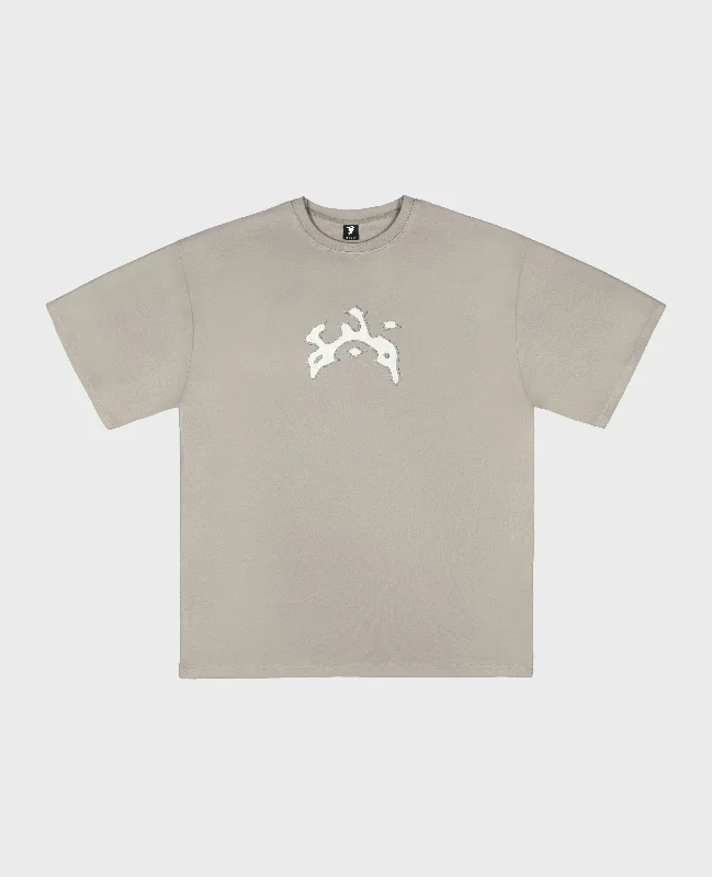 CREME BENT CURB T-SHIRT