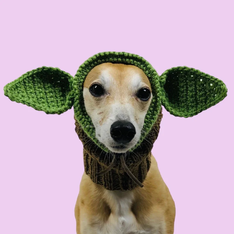 Knitted Smol Alien Hat